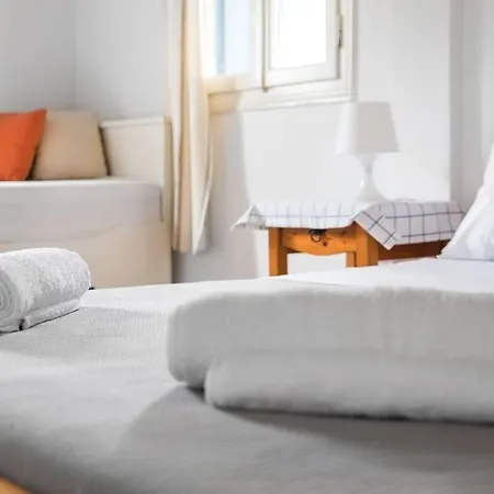 Mistral House Skyros